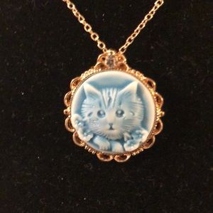 - Cat Lovers Pendant